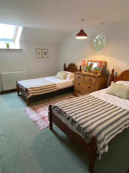 The Wheelhouse At Hewish Mill Villa Bittadon Bagian luar foto